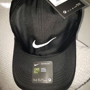 Nike Featherlight hat